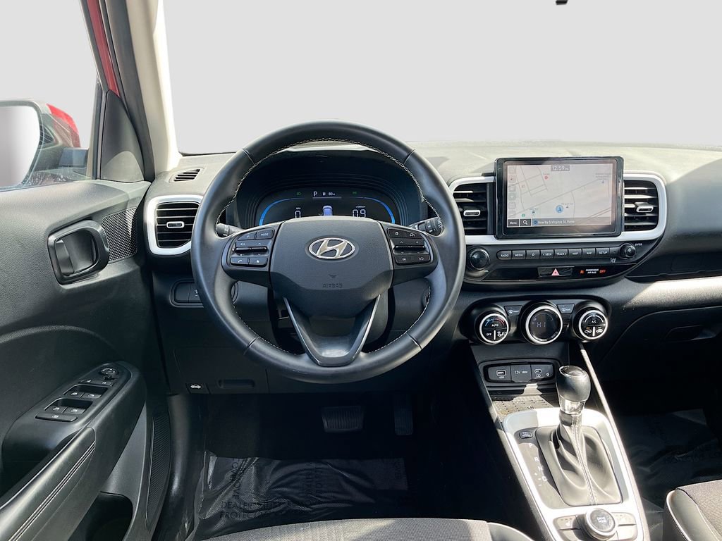 Used 2023 Hyundai Venue Limited w/ Cargo Package image 23