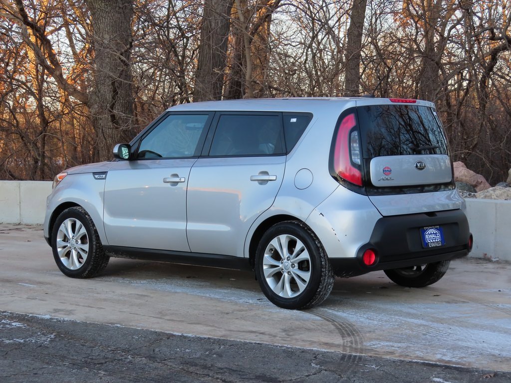 Used 2015 Kia Soul + image 27