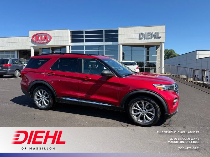 Used 2020 Ford Explorer XLT w/ Equipment Group 202A AWD/4WD image 1