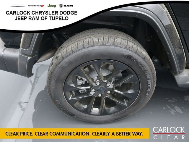 Used 2025 Jeep Wrangler Sahara image 44