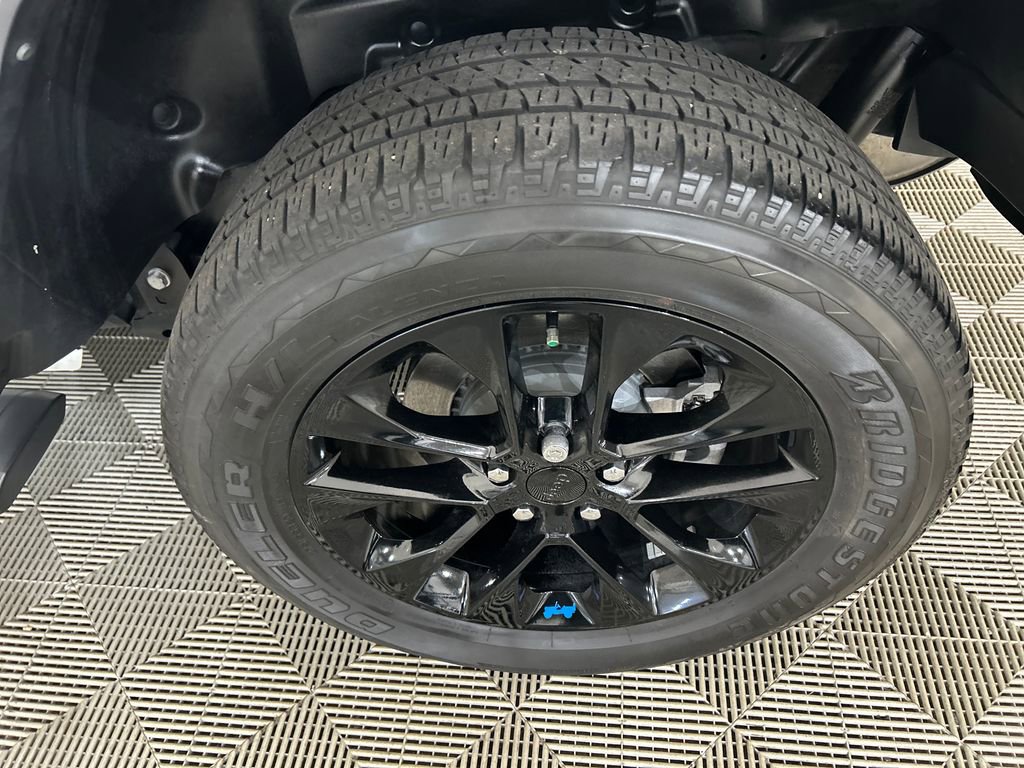 Used 2023 Jeep Wrangler Unlimited Sahara w/ Cold Weather Group image 10