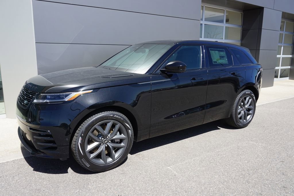 New 2026 Land Rover Range Rover Velar Dynamic SE image 3