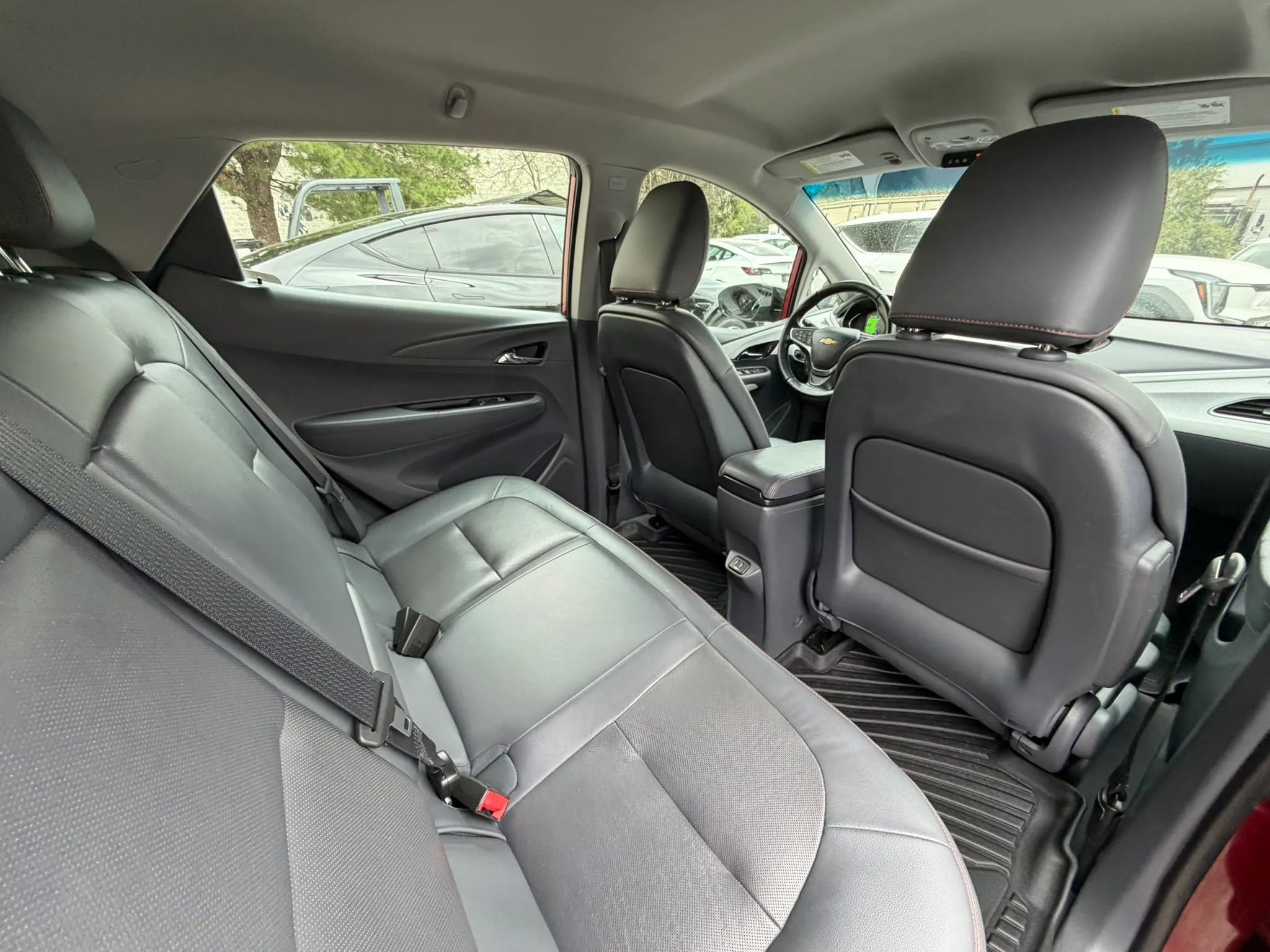 Used 2019 Chevrolet Bolt Premier w/ Infotainment Package image 20