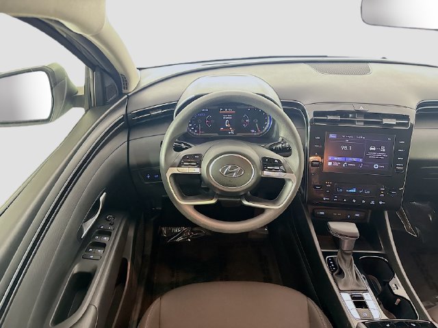 Used 2024 Hyundai Tucson SEL FWD image 16