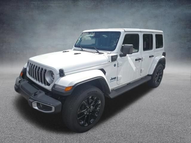 Used 2025 Jeep Wrangler Unlimited Sahara AWD/4WD image 4
