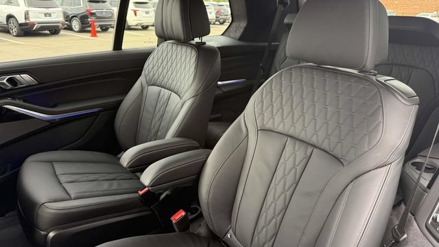 Used 2024 BMW X7 xDrive40i w/ Executive Package AWD/4WD image 68