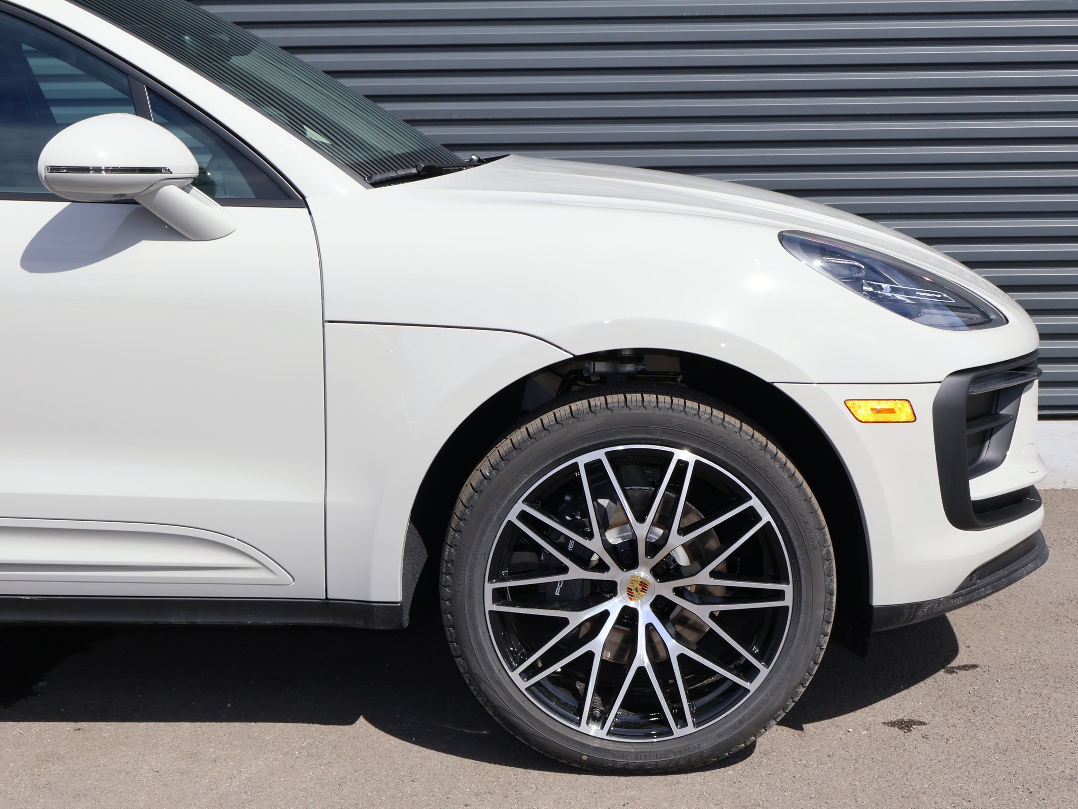 New 2026 Porsche Macan AWD/4WD image 11