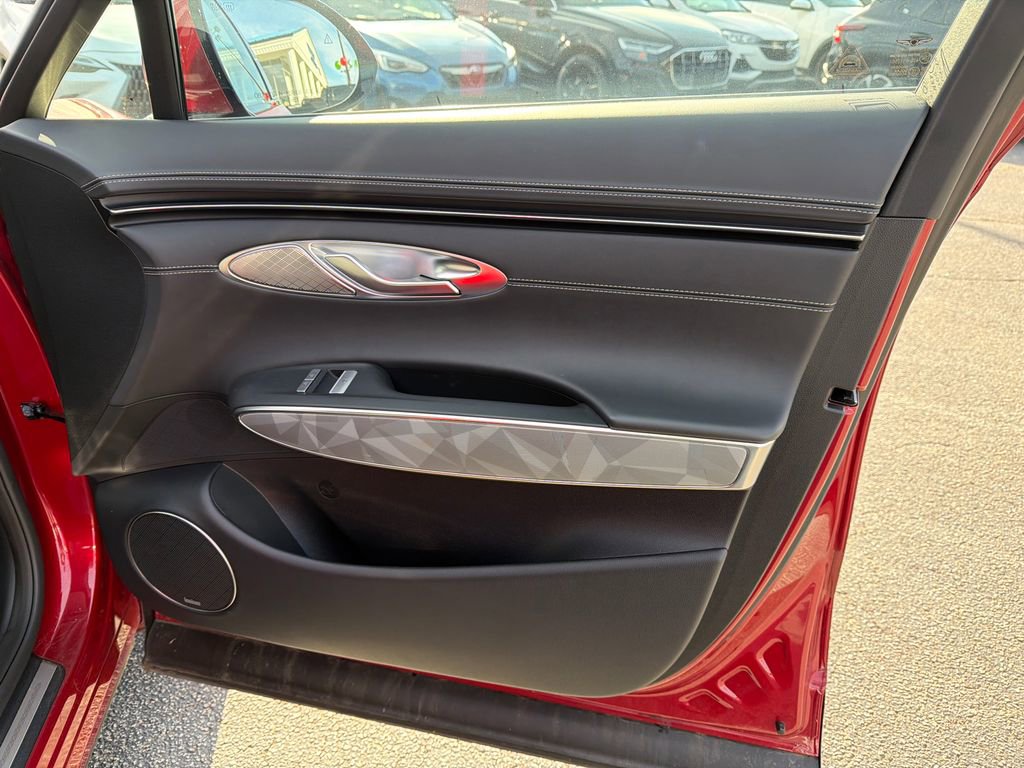 Used 2024 Genesis GV70 3.5T Sport w/ Sport Advanced Package image 14