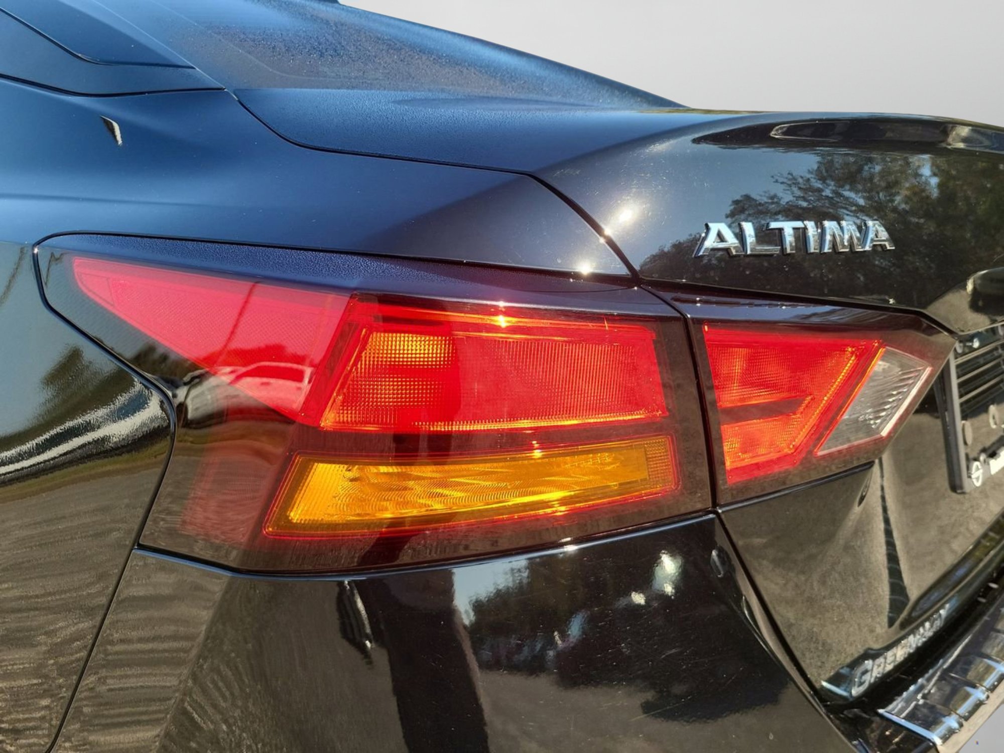 Used 2022 Nissan Altima 2.5 SV image 6