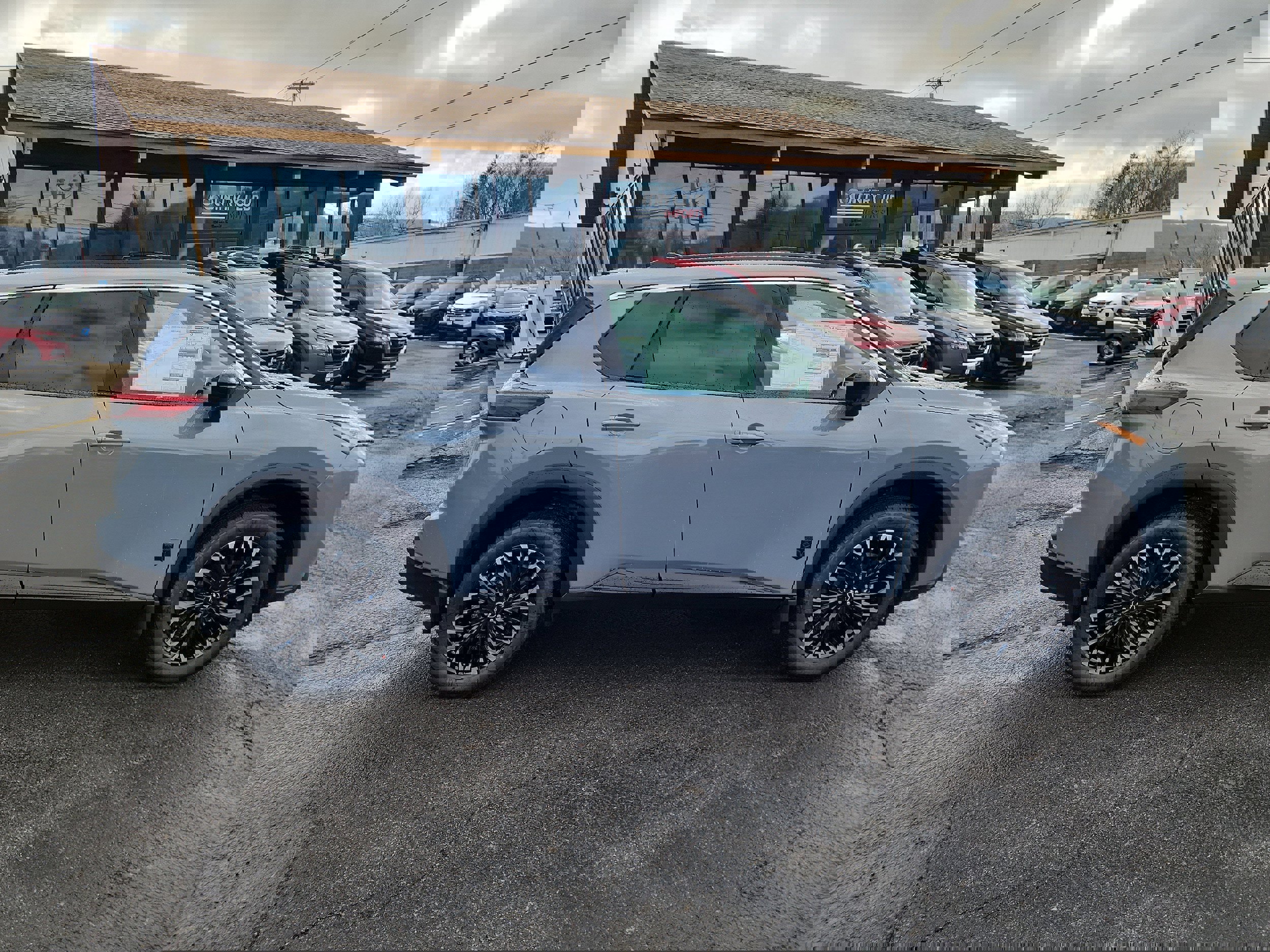 New 2026 Nissan Rogue SV image 9