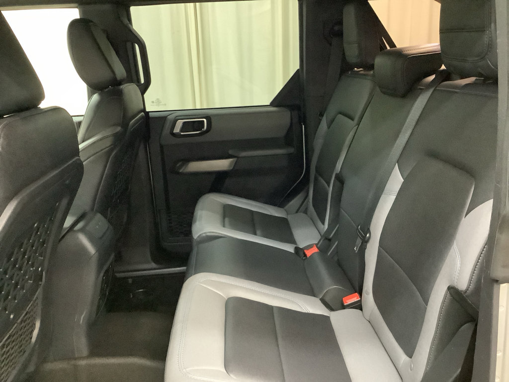 Used 2023 Ford Bronco Black Diamond AWD/4WD image 23