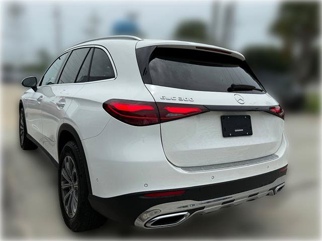 Used 2025 Mercedes-Benz GLC 300 image 6