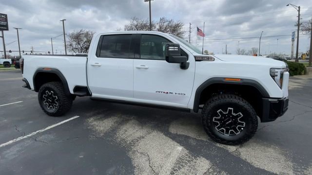 Used 2026 GMC Sierra 2500 AT4X AWD/4WD image 3