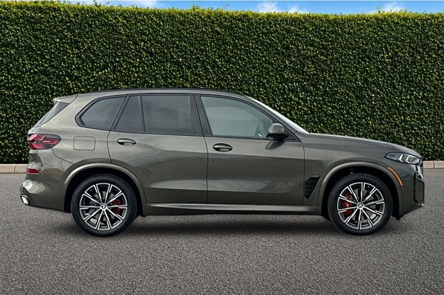 Used 2026 BMW X5 xDrive40i AWD/4WD image 3