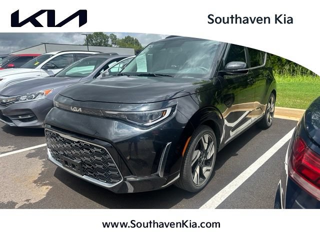 Used 2023 Kia Soul GT-Line w/ GT-Line Technology Package FWD image 1
