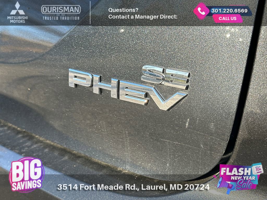 New 2025 Mitsubishi Outlander SE image 25