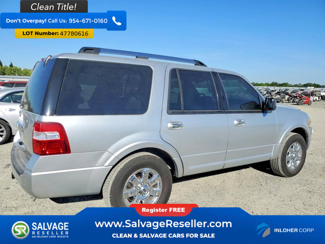 Used 2011 Ford Expedition XLT image 4