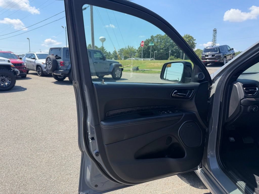 Used 2025 Dodge Durango R/T AWD/4WD image 13