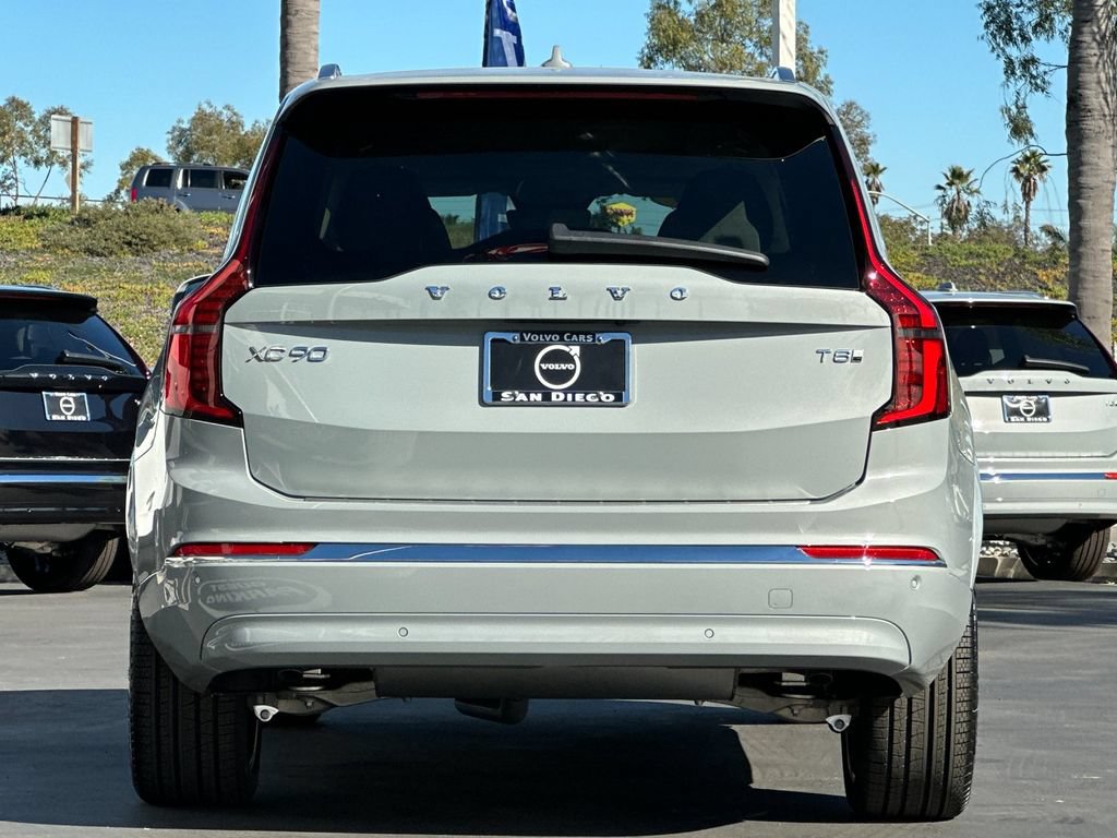 New 2026 Volvo XC90 T8 Ultra w/ Protection Package Premier AWD/4WD image 4