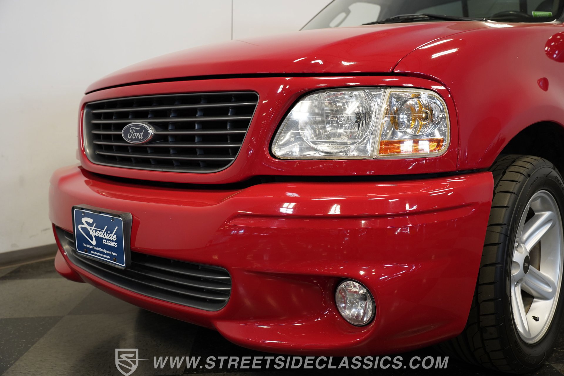 Used 2003 Ford F150 Lightning RWD image 22