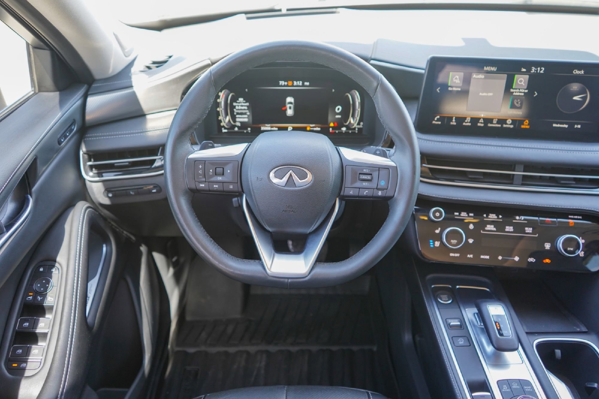 Certified 2023 INFINITI QX60 Luxe w/ Vision Package image 23