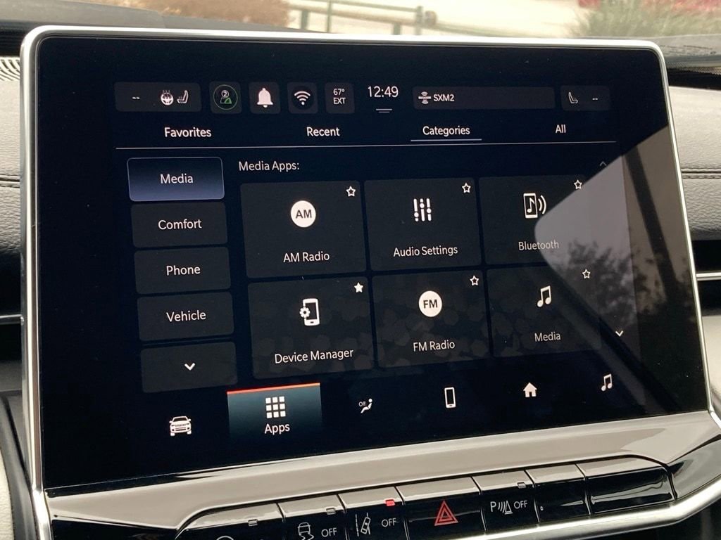 Used 2025 Jeep Compass Limited image 23