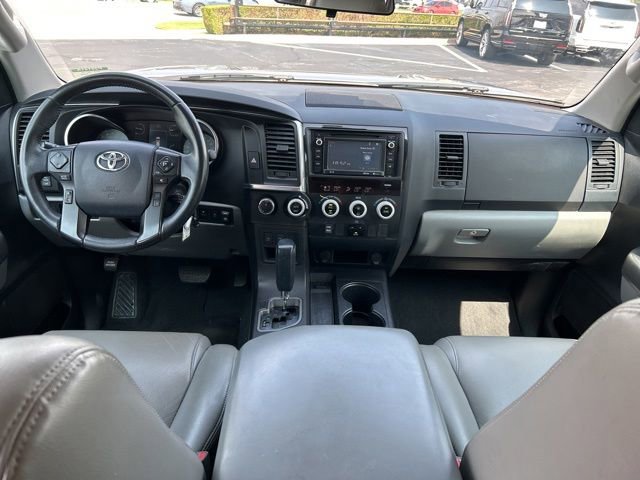 Used 2019 Toyota Sequoia SR5 AWD/4WD image 16