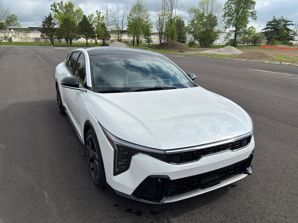 Certified 2025 Kia K4 GT-Line w/ GT-Line Premium Package FWD image 6