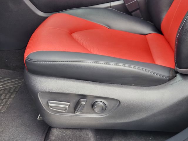 Used 2025 Toyota Highlander XSE AWD/4WD image 23