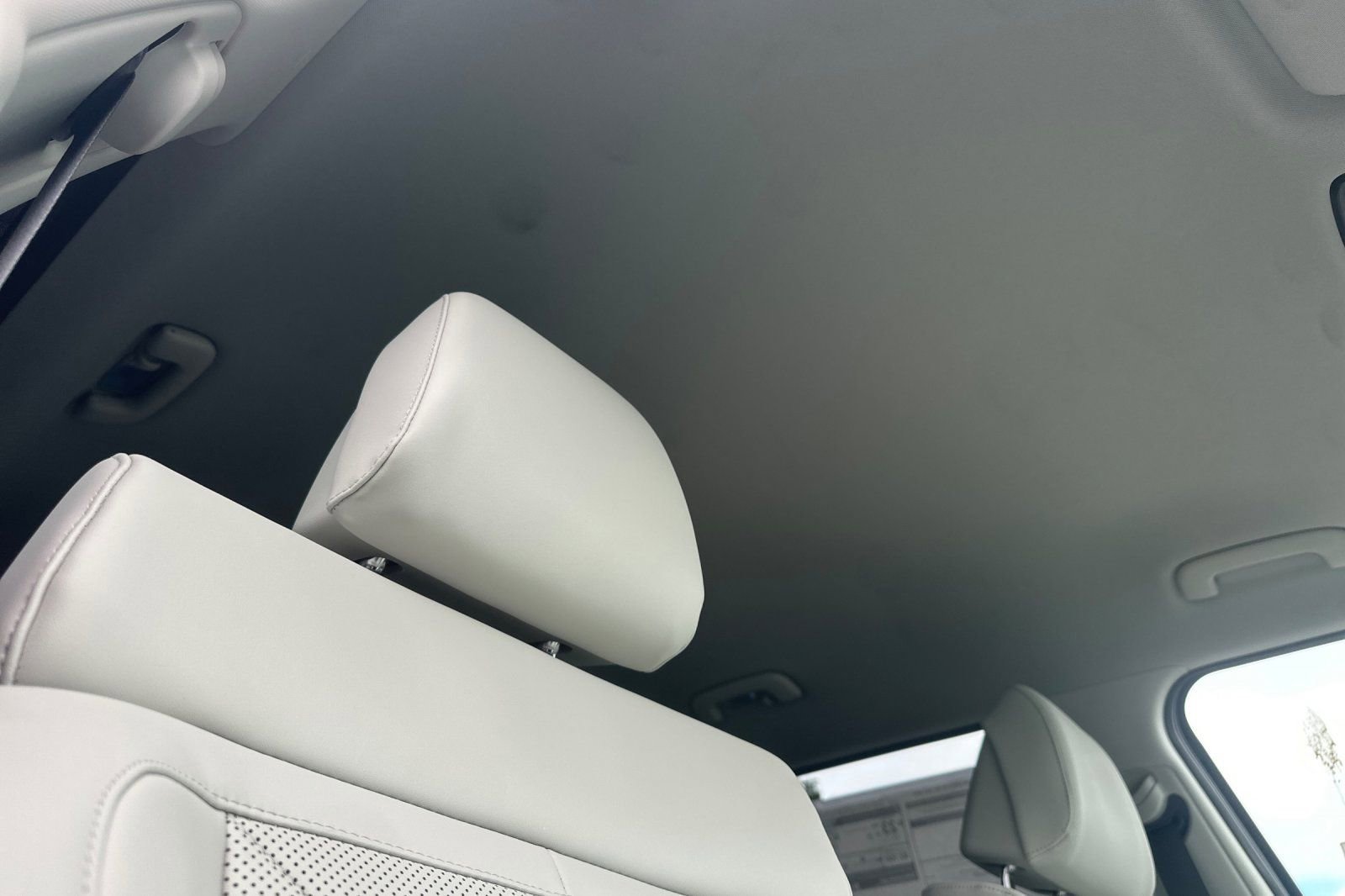 New 2026 Hyundai Santa Fe SEL image 18