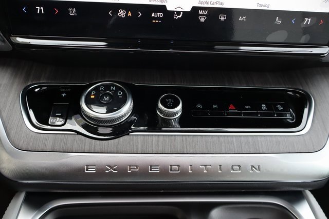 New 2025 Ford Expedition Max Platinum w/ Platinum Ultimate Package image 10