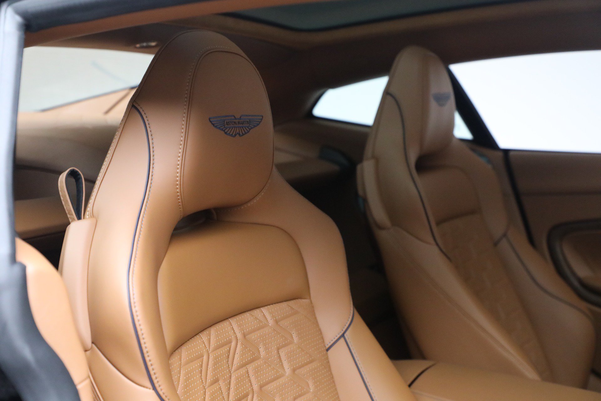 New 2026 Aston Martin Vanquish RWD image 21