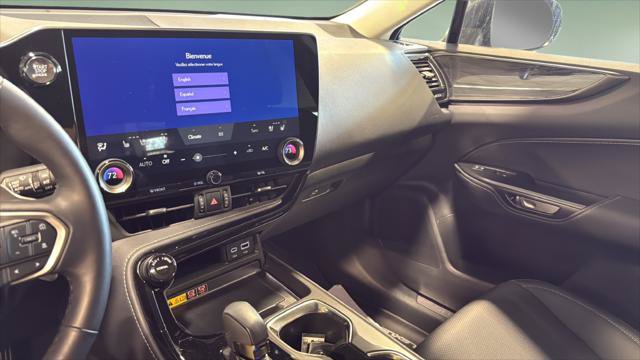 Certified 2025 Lexus NX 350 AWD w/ Accessory Package (2T) image 37