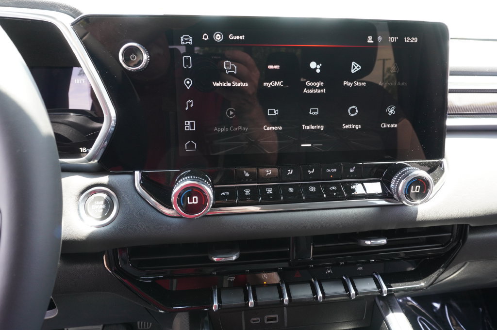 New 2026 GMC Canyon Elevation w/ Convenience Package RWD image 21