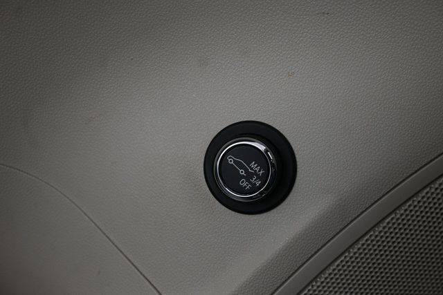 Used 2021 Buick Envision Essence FWD image 20