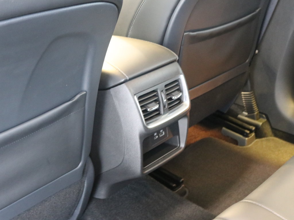 Certified 2025 INFINITI QX50 Luxe AWD/4WD image 32