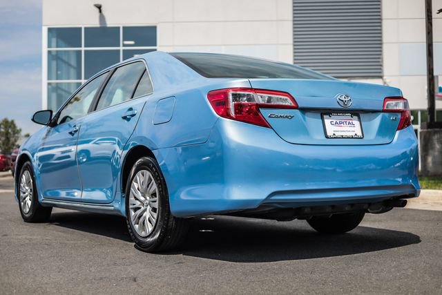 Used 2012 Toyota Camry LE FWD image 13