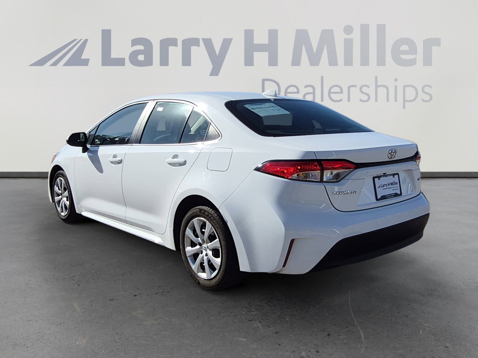 Certified 2024 Toyota Corolla LE image 3