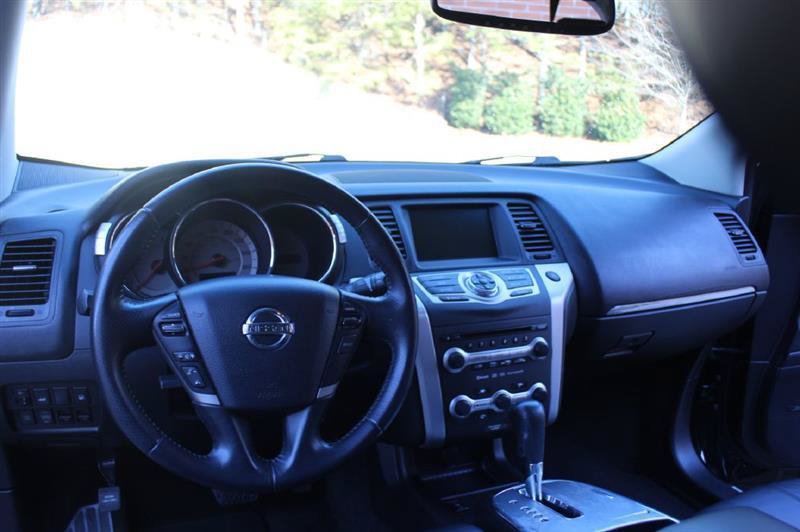 Used 2009 Nissan Murano SL w/ Technology Pkg FWD image 15