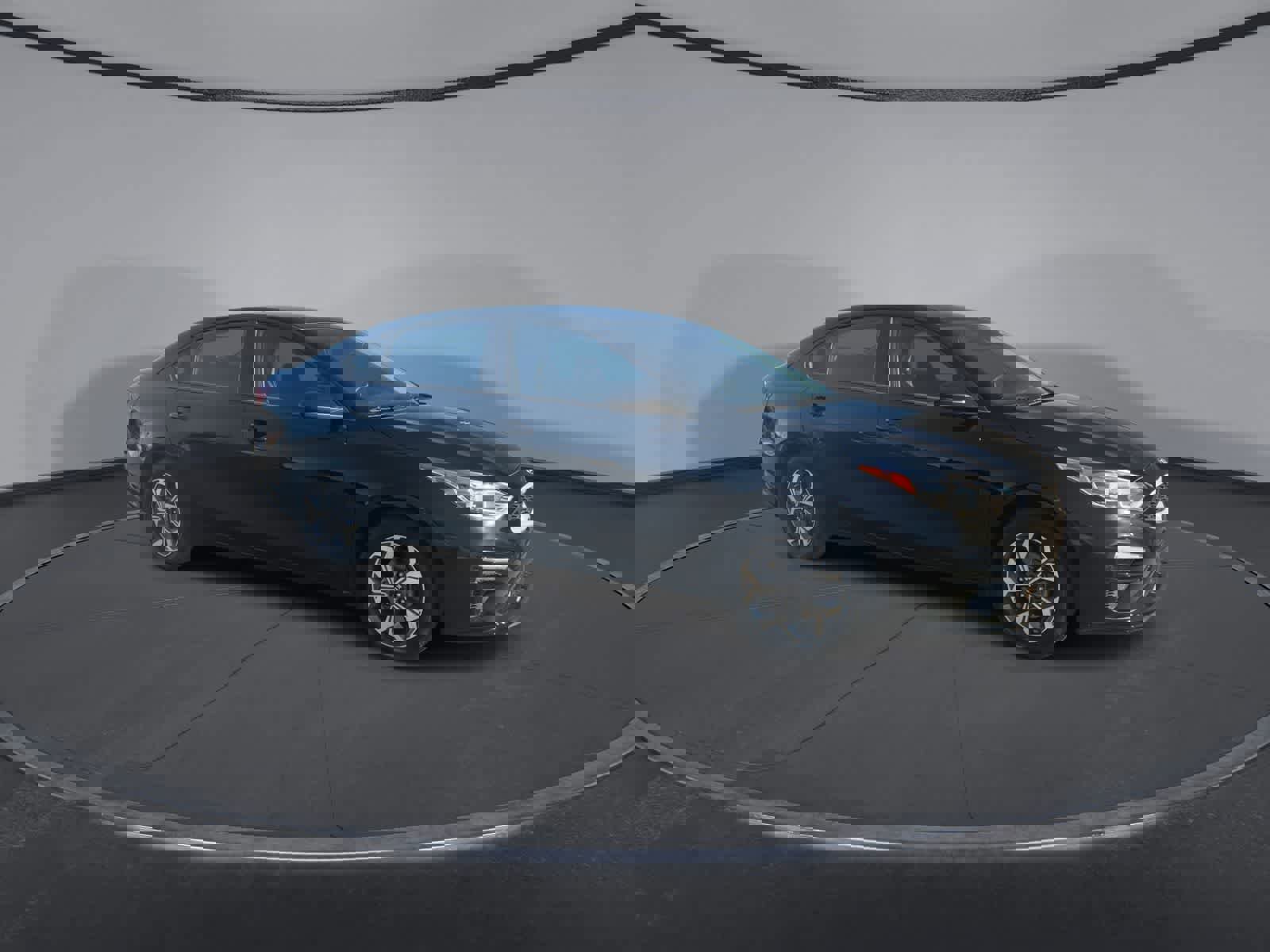 Used 2021 Kia Forte LXS image 2