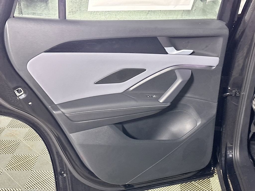 New 2026 Volkswagen Tiguan SE R-Line image 19