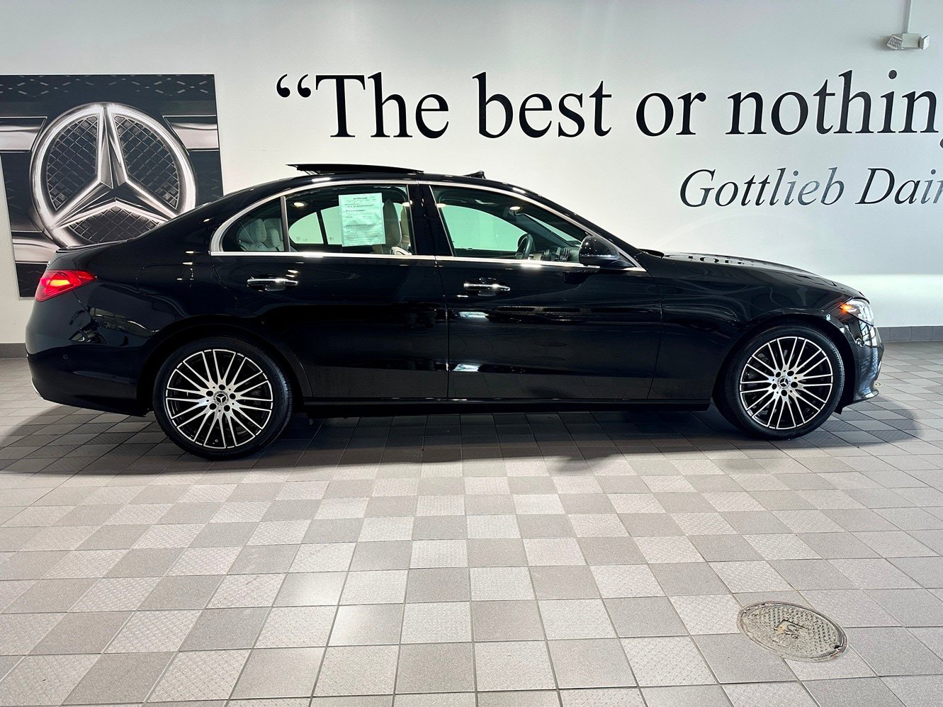 Certified 2023 Mercedes-Benz C 300 4MATIC Sedan image 3
