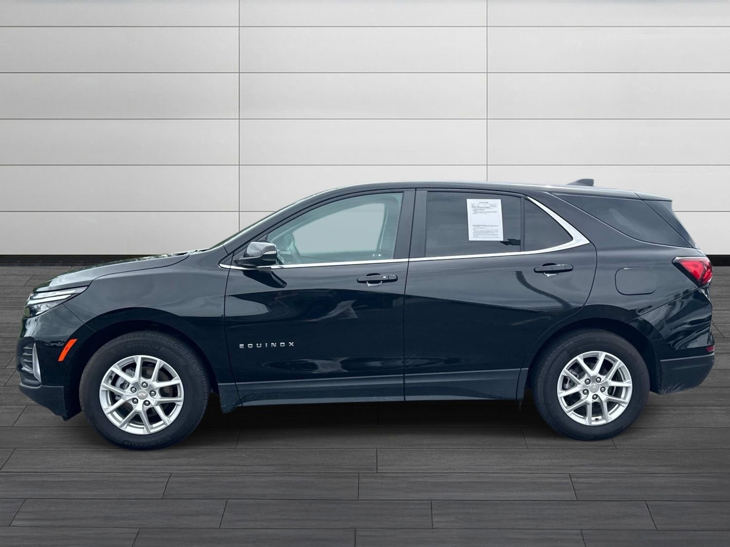 Used 2024 Chevrolet Equinox LT FWD image 7