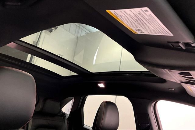 Used 2023 Ford Escape ST-Line Elite w/ Premium Technology Package image 29