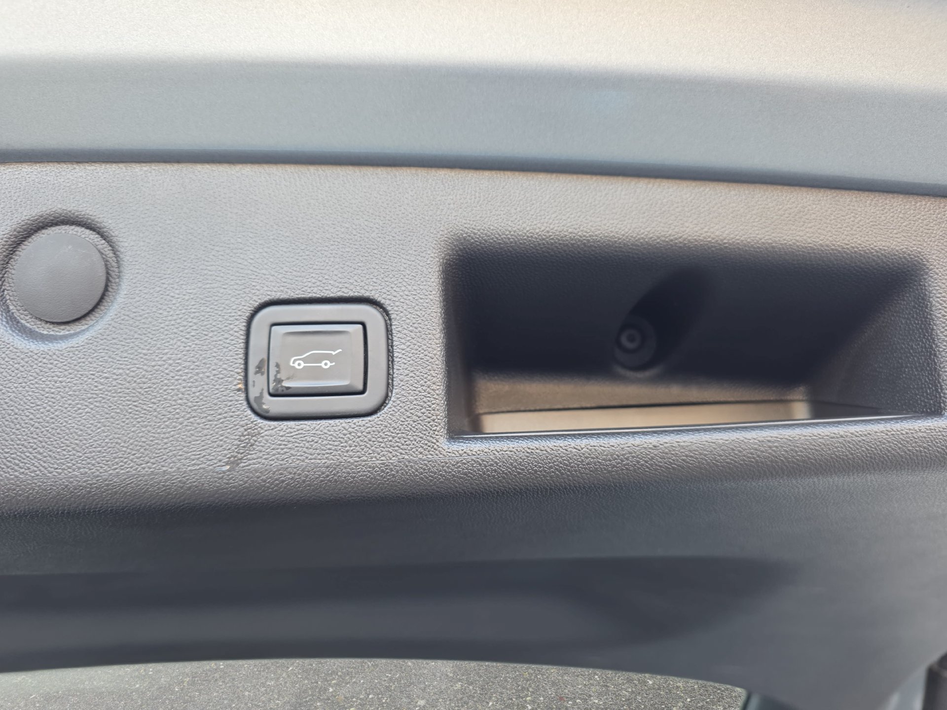 Used 2024 Chevrolet Equinox Premier FWD image 13