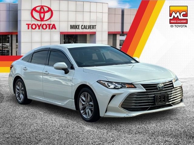 Certified 2020 Toyota Avalon XLE w/ Preferred Accessory Package FWD image 7