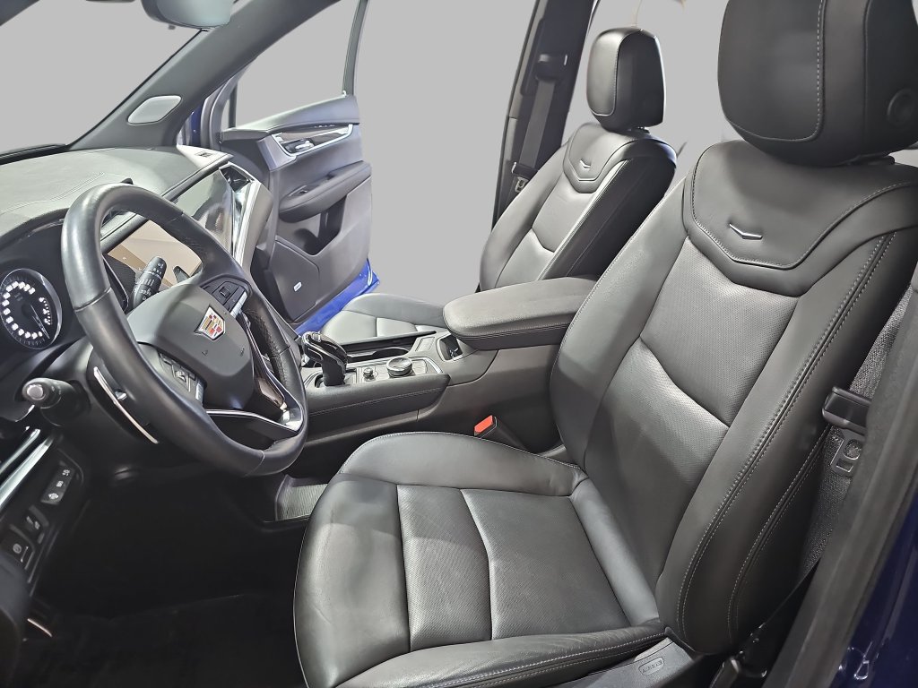 Used 2024 Cadillac XT6 Sport w/ Technology Package AWD/4WD image 21
