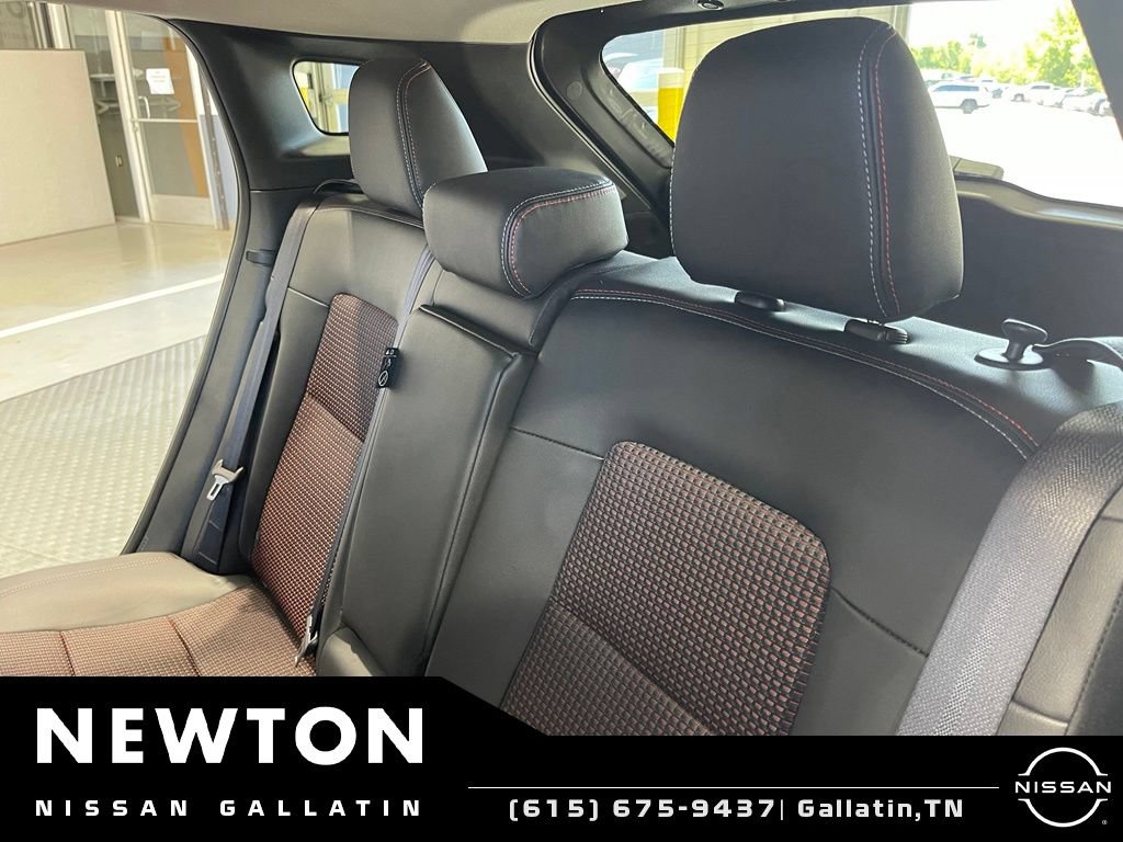 New 2026 Nissan Kicks SR FWD image 17