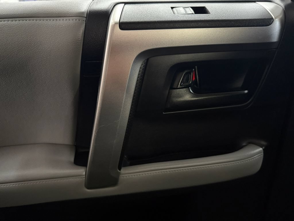 Used 2013 Toyota 4Runner SR5 w/ Convenience Pkg RWD image 44