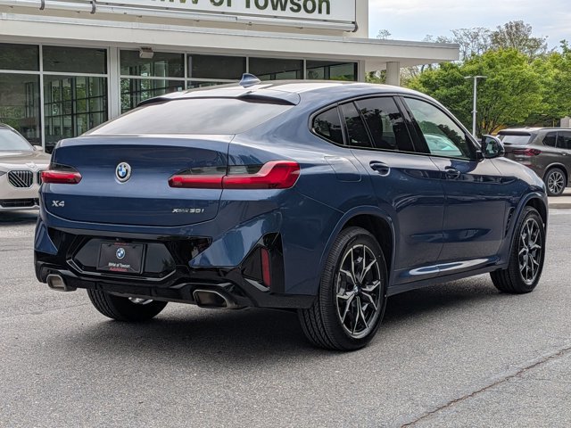 Used 2024 BMW X4 xDrive30i w/ Premium Package AWD/4WD image 5